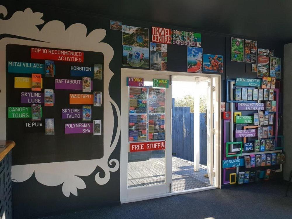 Crashpalace Backpackers Rotorua Exterior foto